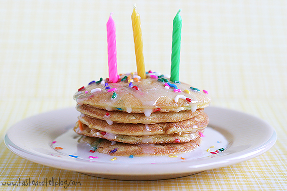 Birthday-Cake-Pancakes-recipe