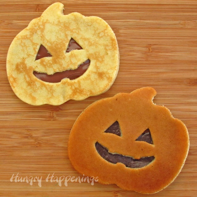 pumpkin-pancakes-for-Halloween-breakfast-Halloween-pancakes-filled-with-Nutella-Halloween-recipes-